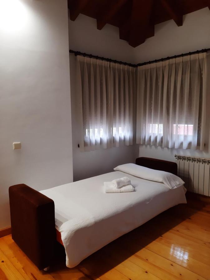 El Puentin Del Sella Con Wifi Y Parking Gratuito Apartment Cangas de Onis Exterior photo