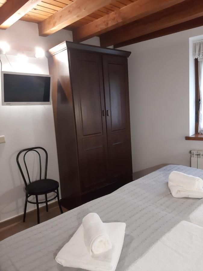 El Puentin Del Sella Con Wifi Y Parking Gratuito Apartment Cangas de Onis Exterior photo
